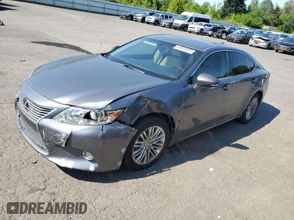✅ 2014 Lexus ES 330 • VIN: JTHBK1GG4E2151140 • Lot: 64050805. Listed on Copart with 100,399 mi. Free auction sales archive from the USA and detailed vehicle history report at DreamBid. Image 1.