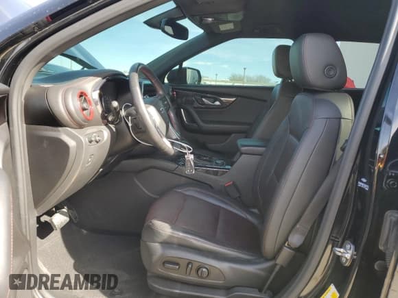 ✅ 2020 Chevrolet Blazer RS • VIN: 3GNKBKRS5LS596116 • Lot: 45536445. Wystawiony na Copart z przebiegiem 53 440 mil. Bezpłatny archiwum sprzedaży aukcyjnych z USA i szczegółowy raport historii pojazdu na DreamBid. Zdjęcie 7.