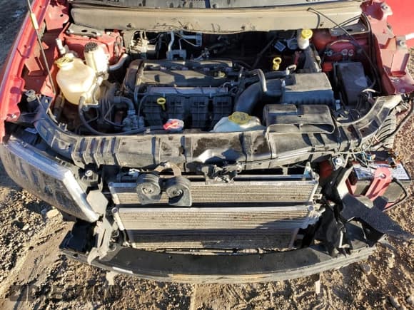 ✅ 2018 Dodge Journey SE • VIN: 3C4PDCAB9JT276170 • Лот: 85387795. Опубликован ранее на Copart с пробегом 130 716 миль. Бесплатный доступ к архиву аукционных продаж из США и подробный отчёт об истории автомобиля на DreamBid. Изображение 12.