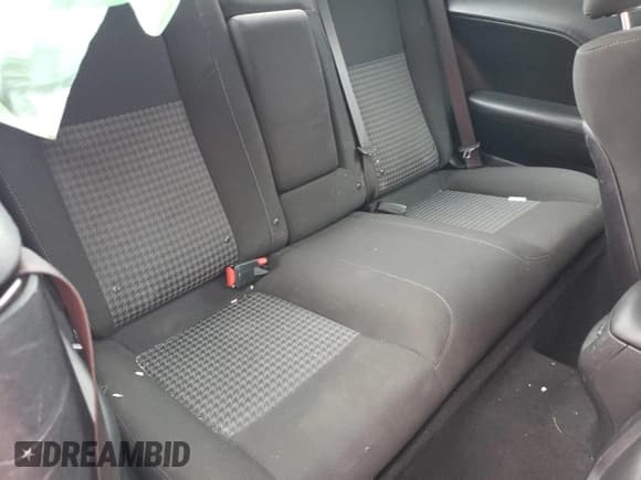 ✅ 2020 Dodge Challenger R/T • VIN: 2C3CDZBT6LH131032 • Lot: 45690893. Wystawiony na Copart z przebiegiem 77 062 mil. Bezpłatny archiwum sprzedaży aukcyjnych z USA i szczegółowy raport historii pojazdu na DreamBid. Zdjęcie 10.