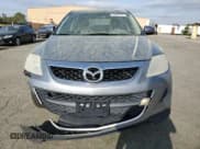 ✅ 2010 Mazda CX-9 Sport • VIN: JM3TB3MV0A0218382 • Lot: 49409785. Wystawiony na Copart z przebiegiem 242 598 mil. Bezpłatny archiwum sprzedaży aukcyjnych z USA i szczegółowy raport historii pojazdu na DreamBid. Zdjęcie 5.