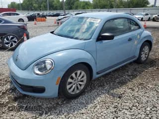 ✅ 2015 Volkswagen Beetle Fleet Edition • VIN: 3VWF17AT4FM653507 • Lot: 56514045. Listed on Copart with 67,950 mi. Free auction sales archive from the USA and detailed vehicle history report at DreamBid. Image 1.