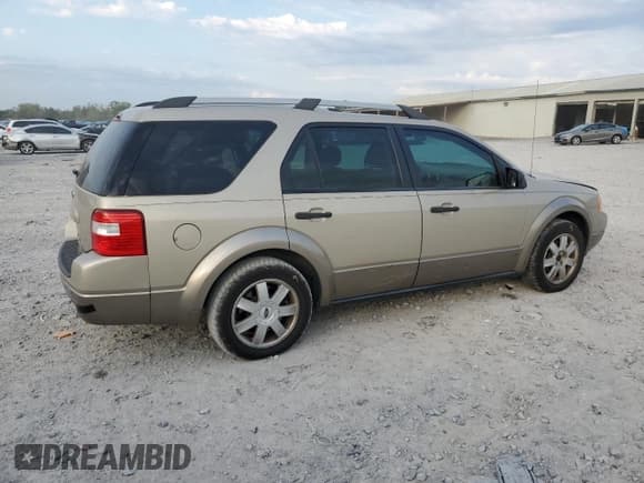 ✅ 2005 Ford Freestyle SE • VIN: 1FMZK01125GA72028 • Lot: 80939055. Listed on Copart with 132,570 mi. Free auction sales archive from the USA and detailed vehicle history report at DreamBid. Image 3.