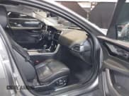 ✅ 2020 Jaguar XE S • VIN: SAJAJ4FX3LCP58609 • Lot: 42139772. Wystawiony na IAAI z przebiegiem 46 025 mil. Bezpłatny archiwum sprzedaży aukcyjnych z USA i szczegółowy raport historii pojazdu na DreamBid. Zdjęcie 5.