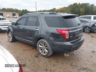 ✅ 2015 Ford Explorer XLT • VIN: 1FM5K7D85FGB07002 • Lot: 43526594. Wystawiony na IAAI z przebiegiem 173 528 mil. Bezpłatny archiwum sprzedaży aukcyjnych z USA i szczegółowy raport historii pojazdu na DreamBid. Zdjęcie 3.