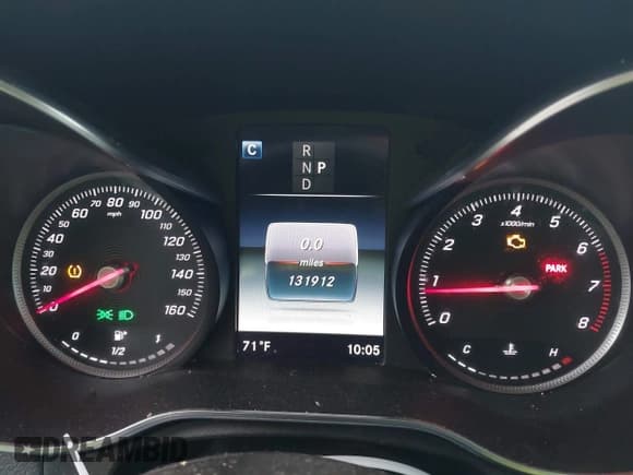 ✅ 2018 Mercedes-Benz GLC 300 • VIN: WDC0G4KB0JV052485 • Lot: 42589273. Wystawiony na IAAI z przebiegiem 131 912 mil. Bezpłatny archiwum sprzedaży aukcyjnych z USA i szczegółowy raport historii pojazdu na DreamBid. Zdjęcie 7.