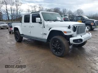 ✅ 2022 Jeep Gladiator Overland • VIN: 1C6HJTFG5NL170535 • Lot: 43759092. Listed on IAAI with 27,373 mi. Free auction sales archive from the USA and detailed vehicle history report at DreamBid. Image 1.