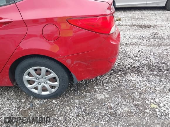 ✅ 2014 Hyundai Accent GLS • VIN: KMHCT4AE4EU768341 • Лот: 42546833. Опубликован ранее на IAAI с пробегом 90 529 миль. Бесплатный доступ к архиву аукционных продаж из США и подробный отчёт об истории автомобиля на DreamBid. Изображение 14.