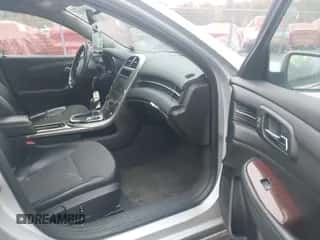 2013 Chevrolet Malibu LT z VIN 1G11G5SX0DF225554, wystawiony jako IAAI lot #43358248 z przebiegiem 191 794 mil mil oraz . Historia ofert i sprzedaży dostępna na DreamBid. Obrazek 5.