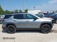 ✅ 2025 Chevrolet Equinox FWD LT • VIN: 3GNAXHEG8SL239846 • Lot: 42784459. Wystawiony na IAAI z przebiegiem 6 804 mil. Bezpłatny archiwum sprzedaży aukcyjnych z USA i szczegółowy raport historii pojazdu na DreamBid. Zdjęcie 13.