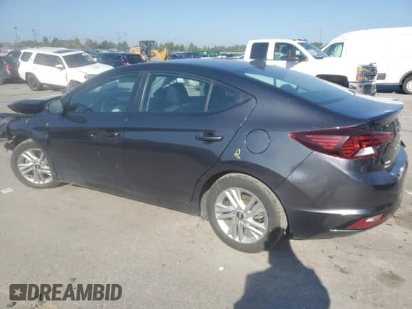 ✅ 2020 Hyundai Elantra Value Edition • VIN: 5NPD84LF4LH631469 • Lot: 84414235. Wystawiony na Copart z przebiegiem 66 111 mil mil. Skorzystaj z bezpłatnego archiwum sprzedaży aukcyjnych z USA i zobacz szczegółowy raport historii pojazdu na DreamBid. Zdjęcie 2.
