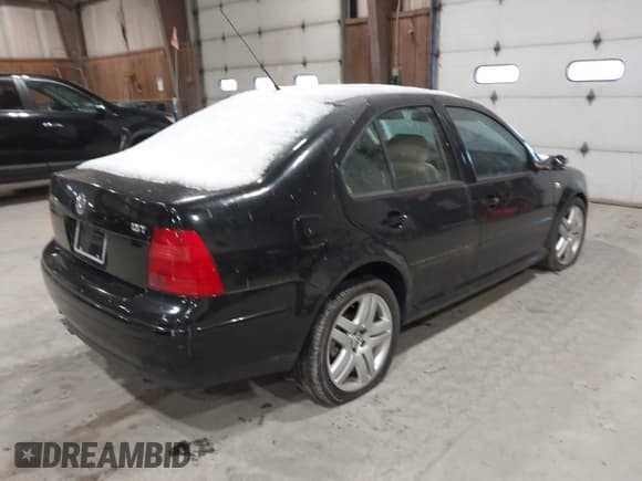 ✅ 2002 Volkswagen Jetta GLS • VIN: 3VWSE69M92M162449 • Lot: 43900395. Listed on IAAI with 68,119 mi. Free auction sales archive from the USA and detailed vehicle history report at DreamBid. Image 4.