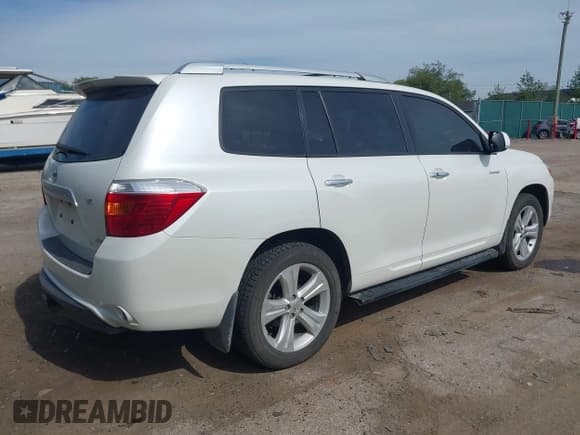 ✅ 2009 Toyota Highlander Limited • VIN: JTEES42A892136547 • Lot: 43351635. Wystawiony na IAAI z przebiegiem 177 573 mil. Bezpłatny archiwum sprzedaży aukcyjnych z USA i szczegółowy raport historii pojazdu na DreamBid. Zdjęcie 4.