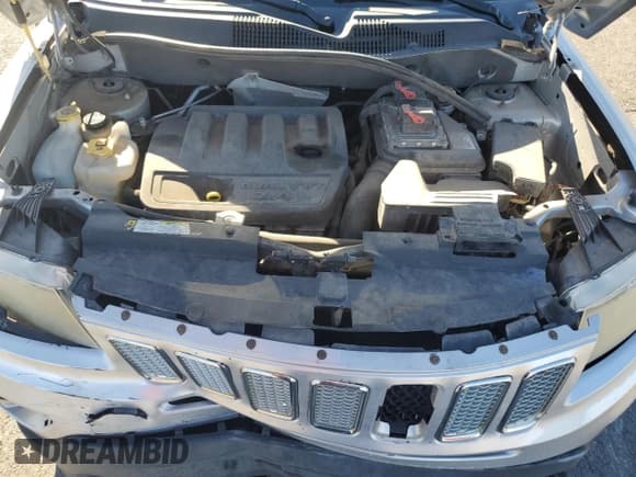 ✅ 2013 Jeep Compass Limited • VIN: 1C4NJDCB6DD190599 • Lot: 90139535. Listed on Copart with 107,672 mi. Free auction sales archive from the USA and detailed vehicle history report at DreamBid. Image 11.