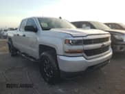 ✅ 2019 Chevrolet Silverado 1500 Custom • VIN: 2GCVKMEC5K1209896 • Lot: 74220874. Wystawiony na Copart z przebiegiem 75 634 mil. Bezpłatny archiwum sprzedaży aukcyjnych z USA i szczegółowy raport historii pojazdu na DreamBid. Zdjęcie 4.