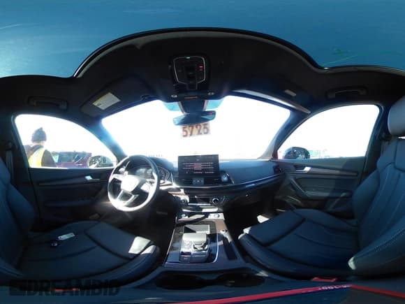 ✅ 2024 Audi Q5 S line Premium Plus • VIN: WA1E2AFY1R2128648 • Lot: 42140811. Wystawiony na IAAI z przebiegiem 1 940 mil. Bezpłatny archiwum sprzedaży aukcyjnych z USA i szczegółowy raport historii pojazdu na DreamBid. Zdjęcie 20.