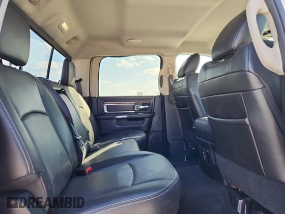 ✅ 2015 Ram 2500 Laramie • VIN: 3C6UR5FL0FG667863 • Lot: 87044705. Wystawiony na Copart z przebiegiem 363 254 mil. Bezpłatny archiwum sprzedaży aukcyjnych z USA i szczegółowy raport historii pojazdu na DreamBid. Zdjęcie 10.