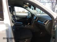 ✅ 2017 Jeep Grand Cherokee Altitude • VIN: 1C4RJFAG3HC674544 • Лот: 43601654. Опубликован ранее на IAAI с пробегом 179 444 миль. Бесплатный доступ к архиву аукционных продаж из США и подробный отчёт об истории автомобиля на DreamBid. Изображение 5.