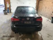 ✅ 2018 Volkswagen Jetta SE • VIN: 3VWB67AJ4JM212189 • Lot: 84048704. Wystawiony na Copart z przebiegiem 81 985 mil. Bezpłatny archiwum sprzedaży aukcyjnych z USA i szczegółowy raport historii pojazdu na DreamBid. Zdjęcie 6.