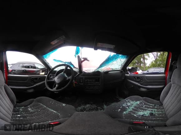 ✅ 2000 Chevrolet S-10 LS • VIN: 1GCCS14WXYK152055 • Лот: 42341006. Опубликован ранее на IAAI с пробегом 153 424 миль. Бесплатный доступ к архиву аукционных продаж из США и подробный отчёт об истории автомобиля на DreamBid. Изображение 18.