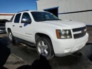 ✅ 2008 Chevrolet Avalanche LTZ • VIN: 3GNEC12048G160249 • Lot: 90121495. Listed on Copart with 158,972 mi. Free auction sales archive from the USA and detailed vehicle history report at DreamBid. Image 4.