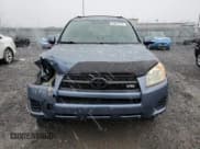 ✅ 2009 Toyota RAV4 • VIN: JTMBK35V395073260 • Лот: 93061775. Опубликован ранее на Copart с пробегом 361 322 миль. Бесплатный доступ к архиву аукционных продаж из США и подробный отчёт об истории автомобиля на DreamBid. Изображение 5.