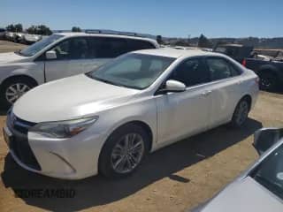 2015 Toyota Camry SE с VIN 4T1BF1FK6FU901540, выставлен на аукционе Copart как лот 67824065 с пробегом 120 485 миль миль и Списание • Salvage title. История ставок и продаж доступна на DreamBid. Изображение 1.