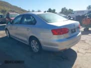 ✅ 2014 Volkswagen Jetta TDI • VIN: 3VWLL7AJ6EM311423 • Lot: 43831843. Wystawiony na IAAI z przebiegiem 114 208 mil. Bezpłatny archiwum sprzedaży aukcyjnych z USA i szczegółowy raport historii pojazdu na DreamBid. Zdjęcie 3.