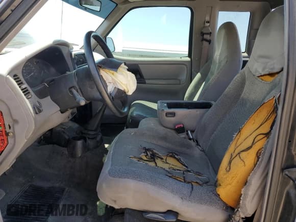 ✅ 2000 Ford Ranger XL • VIN: 1FTYR14C4YPA11301 • Лот: 65285805. Опубликован ранее на Copart с пробегом 184 753 миль. Бесплатный доступ к архиву аукционных продаж из США и подробный отчёт об истории автомобиля на DreamBid. Изображение 7.