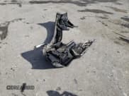 ✅ 2017 Hyundai Santa Fe SE • VIN: KM8SMDHF3HU192382 • Lot: 35869683. Wystawiony na Copart z przebiegiem 103 894 mil. Bezpłatny archiwum sprzedaży aukcyjnych z USA i szczegółowy raport historii pojazdu na DreamBid. Zdjęcie 13.