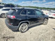 ✅ 2021 Jeep Cherokee Latitude • VIN: 1C4PJLCB0MD103797 • Lot: 70111375. Wystawiony na Copart z przebiegiem 94 287 mil. Bezpłatny archiwum sprzedaży aukcyjnych z USA i szczegółowy raport historii pojazdu na DreamBid. Zdjęcie 3.