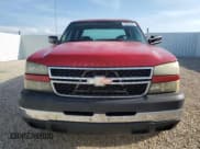 ✅ 2006 Chevrolet Silverado 2500HD LT2 • VIN: 1GCHK23UX6F145866 • Lot: 66022065. Wystawiony na Copart z przebiegiem 107 420 mil. Bezpłatny archiwum sprzedaży aukcyjnych z USA i szczegółowy raport historii pojazdu na DreamBid. Zdjęcie 5.