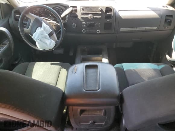 ✅ 2011 Chevrolet Silverado 1500 LT • VIN: 3GCPKSE30BG108740 • Lot: 73828194. Listed on Copart with Not provided. Free auction sales archive from the USA and detailed vehicle history report at DreamBid. Image 8.