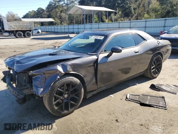 ✅ 2013 Dodge Challenger Rallye Redline • VIN: 2C3CDYAG6DH554144 • Лот: 85965164. Опубликован ранее на Copart с пробегом 176 375 миль. Бесплатный доступ к архиву аукционных продаж из США и подробный отчёт об истории автомобиля на DreamBid. Изображение 1.