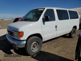 ✅ 2007 Ford Econoline Passenger XL • VIN: 1FBNE31LX7DA34195 • Lot: 90722165. Listed on Copart with 136,306 mi. Free auction sales archive from the USA and detailed vehicle history report at DreamBid. Image 1.