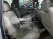 ✅ 2001 Chevrolet Suburban LS • VIN: 1GNFK16T71J274858 • Лот: 41432605. Опубликован ранее на Copart с пробегом 215 844 миль. Бесплатный доступ к архиву аукционных продаж из США и подробный отчёт об истории автомобиля на DreamBid. Изображение 11.