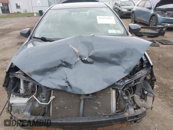 ✅ 2015 Toyota Corolla LE • VIN: 2T1BURHE0FC246773 • Лот: 43437693. Опубликован ранее на IAAI с пробегом 140 515 миль. Бесплатный доступ к архиву аукционных продаж из США и подробный отчёт об истории автомобиля на DreamBid. Изображение 6.