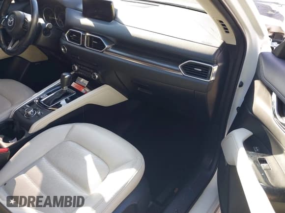 ✅ 2018 Mazda CX-5 Grand Touring • VIN: JM3KFBDM6J0435579 • Лот: 41208899. Опубликован ранее на IAAI с пробегом 131 212 миль. Бесплатный доступ к архиву аукционных продаж из США и подробный отчёт об истории автомобиля на DreamBid. Изображение 5.