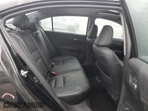 ✅ 2017 Honda Accord Touring • VIN: 1HGCR3F93HA037948 • Лот: 85326965. Опубликован ранее на Copart с пробегом 106 758 миль. Бесплатный доступ к архиву аукционных продаж из США и подробный отчёт об истории автомобиля на DreamBid. Изображение 10.