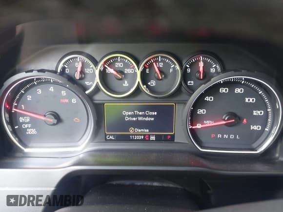 ✅ 2019 Chevrolet Silverado 1500 RST • VIN: 1GCUYEEDXKZ168469 • Lot: 43011980. Wystawiony na IAAI z przebiegiem 112 039 mil. Bezpłatny archiwum sprzedaży aukcyjnych z USA i szczegółowy raport historii pojazdu na DreamBid. Zdjęcie 7.