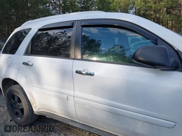 ✅ 2005 Chevrolet Equinox LT • VIN: 2CNDL73F756092025 • Лот: 41381058. Опубликован ранее на IAAI с пробегом 206 711 миль. Бесплатный доступ к архиву аукционных продаж из США и подробный отчёт об истории автомобиля на DreamBid. Изображение 13.