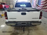 ✅ 2004 Chevrolet Silverado 1500 LS • VIN: 2GCEK13T041419603 • Lot: 57208774. Wystawiony na Copart z przebiegiem 179 514 mil. Bezpłatny archiwum sprzedaży aukcyjnych z USA i szczegółowy raport historii pojazdu na DreamBid. Zdjęcie 6.