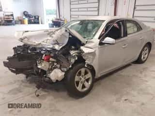 2015 Chevrolet Malibu LT z VIN 1G11C5SL0FF308784, wystawiony jako IAAI lot #42242688 z przebiegiem 120 956 mil mil oraz . Historia ofert i sprzedaży dostępna na DreamBid. Obrazek 2.