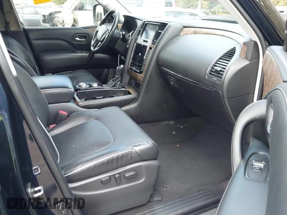 ✅ 2021 Infiniti QX80 Luxe • VIN: JN8AZ2AEXM9269886 • Lot: 43406973. Wystawiony na IAAI z przebiegiem 129 609 mil. Bezpłatny archiwum sprzedaży aukcyjnych z USA i szczegółowy raport historii pojazdu na DreamBid. Zdjęcie 5.