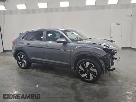 ✅ 2025 Volkswagen Atlas SE • VIN: 1V2HE2CA4SC204398 • Лот: 93465785. Опубликован ранее на Copart с пробегом 17 247 миль. Бесплатный доступ к архиву аукционных продаж из США и подробный отчёт об истории автомобиля на DreamBid. Изображение 4.