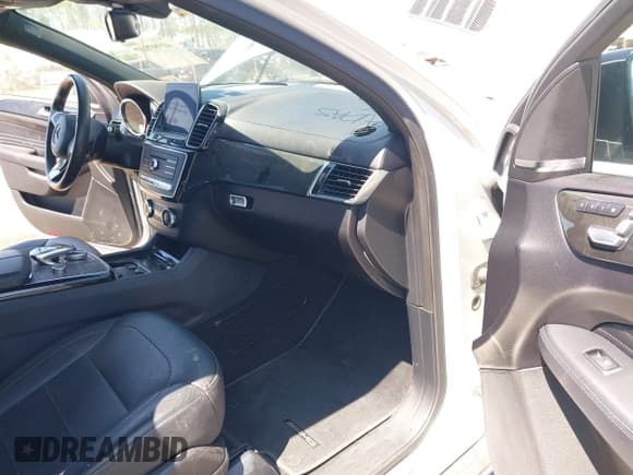 ✅ 2019 Mercedes-Benz GLE 43 AMG • VIN: 4JGED6EBXKA153369 • Lot: 41997007. Listed on IAAI with 65,860 mi. Free auction sales archive from the USA and detailed vehicle history report at DreamBid. Image 5.