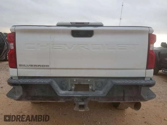 ✅ 2022 Chevrolet Silverado 2500HD Work Truck • VIN: 1GC4YLEY9NF291726 • Лот: 57077295. Опубликован ранее на Copart с пробегом 100 050 миль. Бесплатный доступ к архиву аукционных продаж из США и подробный отчёт об истории автомобиля на DreamBid. Изображение 6.