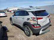 ✅ 2023 Hyundai Kona SEL • VIN: KM8K6CAB3PU001277 • Лот: 46088494. Опубликован ранее на Copart с пробегом 6 223 миль. Бесплатный доступ к архиву аукционных продаж из США и подробный отчёт об истории автомобиля на DreamBid. Изображение 2.