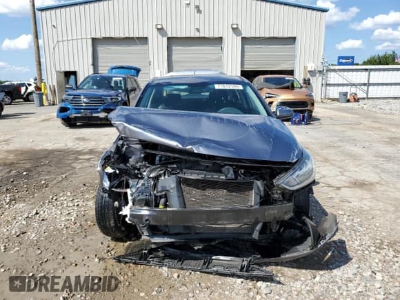 ✅ 2019 Hyundai Accent SE • VIN: 3KPC24A34KE071624 • Лот: 71812594. Опубликован ранее на Copart с пробегом 85 959 миль. Бесплатный доступ к архиву аукционных продаж из США и подробный отчёт об истории автомобиля на DreamBid. Изображение 5.