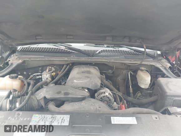 ✅ 2003 GMC Sierra 1500HD SLE • VIN: 1GTGC13U63F241508 • Lot: 41736802. Listed on IAAI with 228,853 mi. Free auction sales archive from the USA and detailed vehicle history report at DreamBid. Image 10.